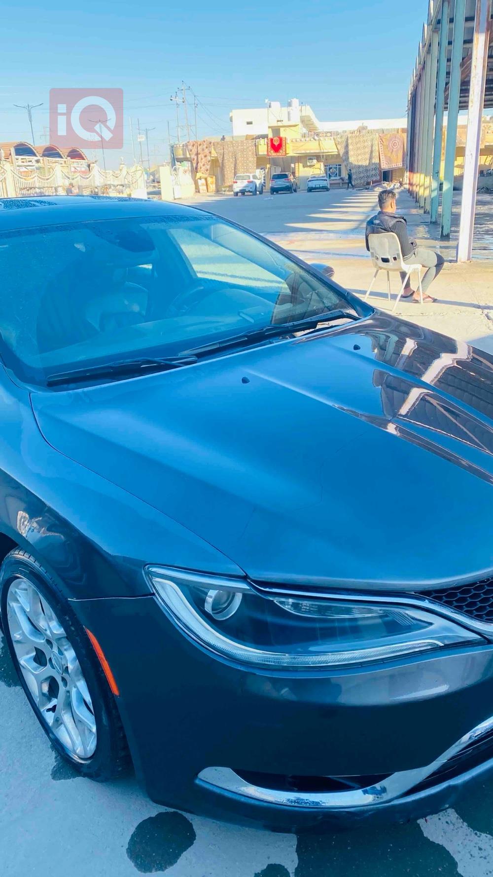 Chrysler 200